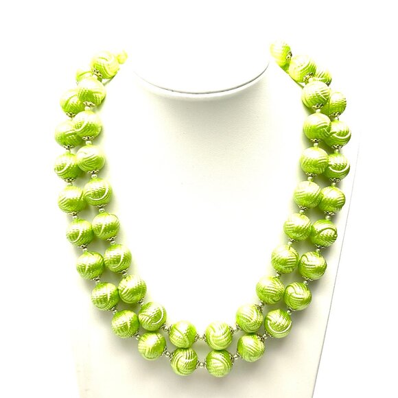 Vintage 50s Japan Lightweight Knotted Green Bead Necklace — Innovation Era — EUC - Picture 1 of 7